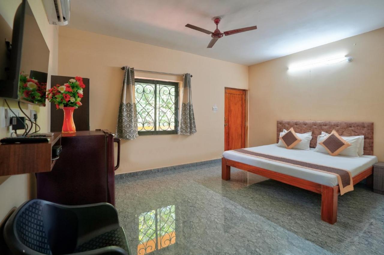 Golden Studio Apartment Goa Calangute Exterior foto